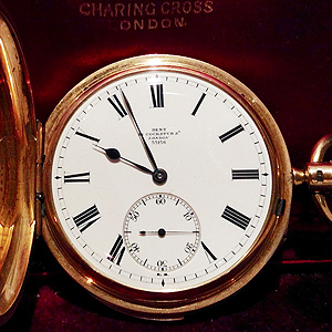 Sir Winston Churchill's 18CT gold pocket watch sells for Â£12000