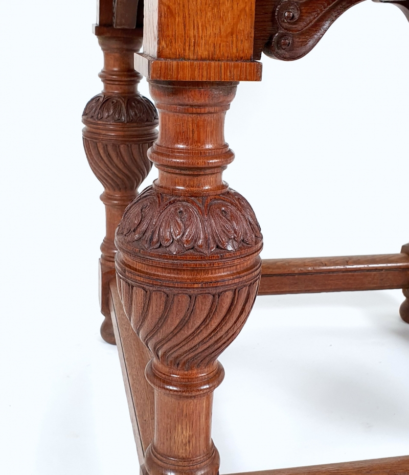 19th C. English Arts & Crafts Oak Centre Table