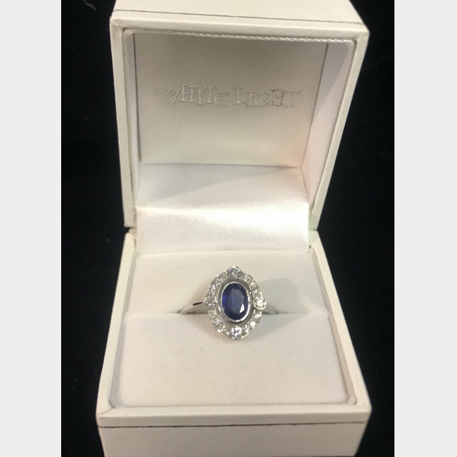 18ct White Gold Sapphire & Diamond Ring