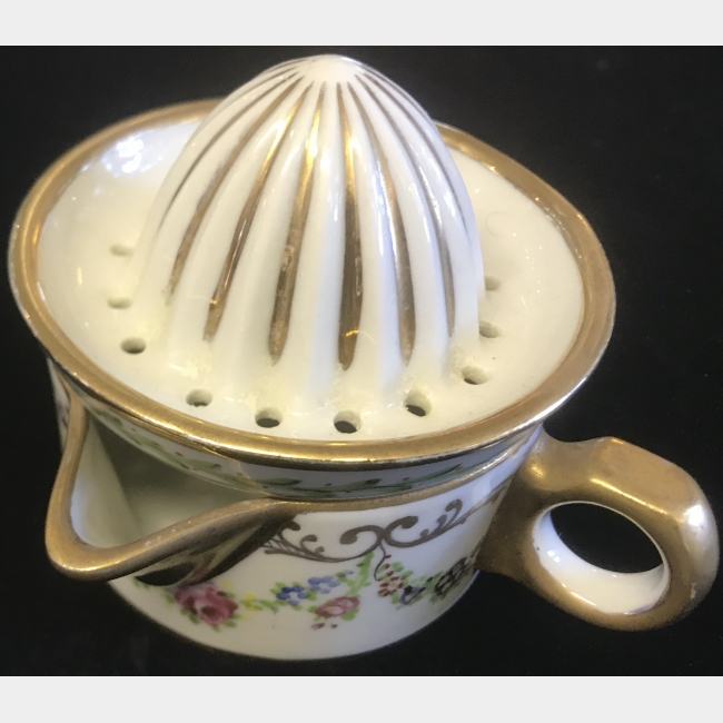 Porcelain Lemon Squeezer