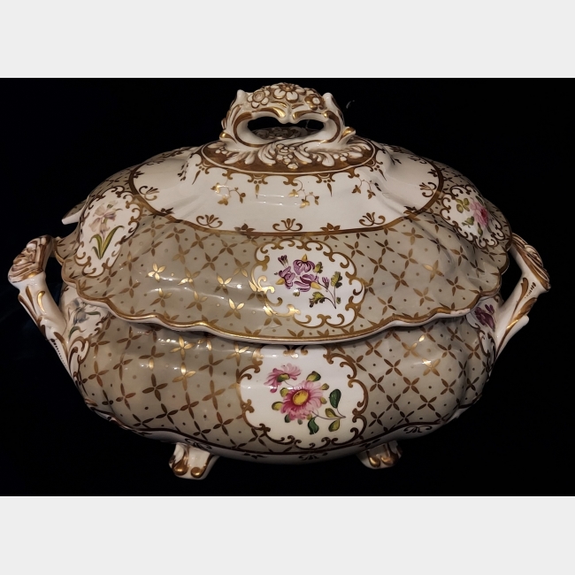 Tureen