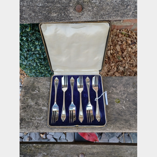 Boxed Dessert Fork Set