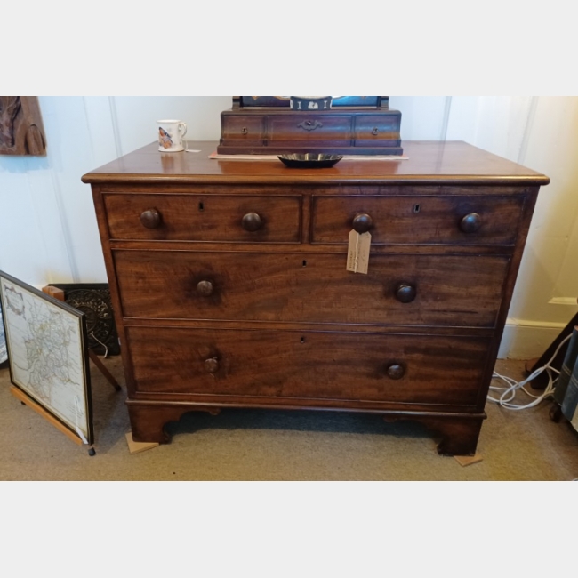 Victorian Mahogany Chest Of Drawers