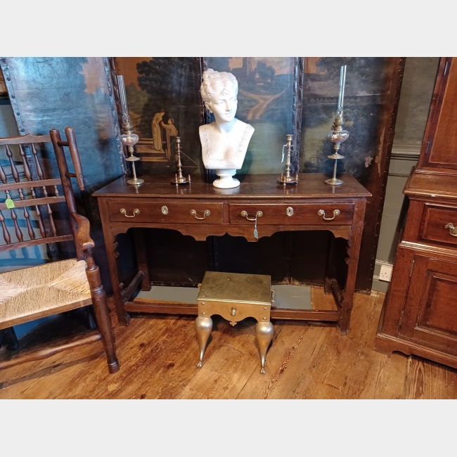 18th Cent. Oak Dresser Base