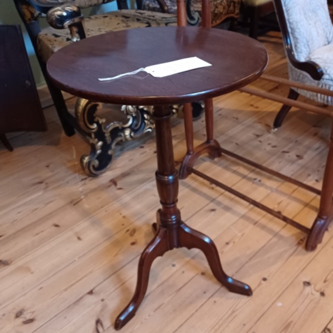 **SOLD** Edwardian Tilt Top Table