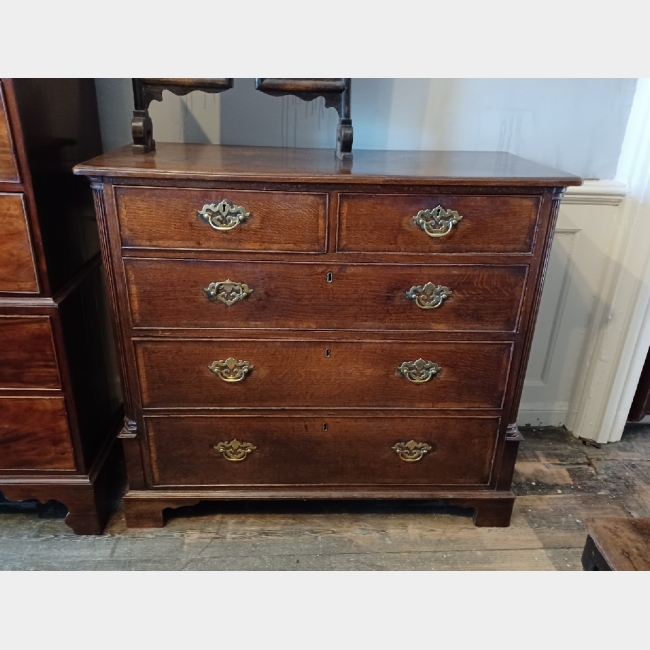 Georgian Chest of drawers