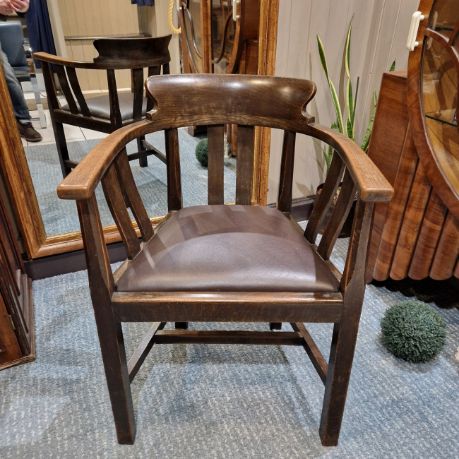 Early c.20th Oak Desk Chair