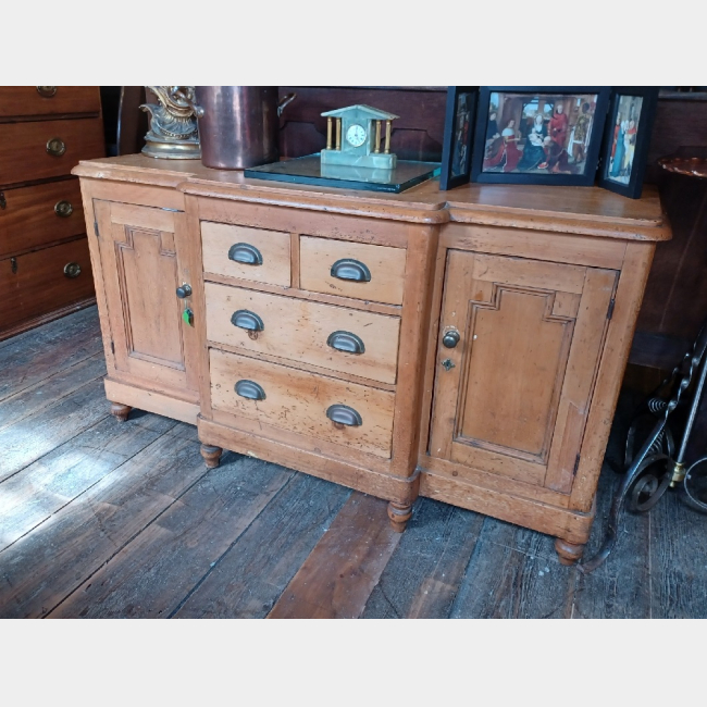 Pine Dresser Base