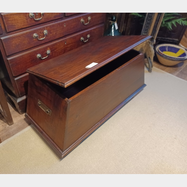 Tapered Blanket Box