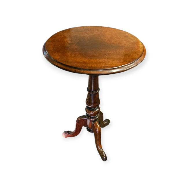 Wyllie And Lochhead, Glasgow. A Victorian Solid Mahogany Occasional Table.