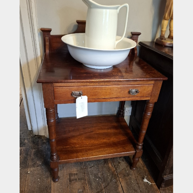 Victorian Mahogany Washstand