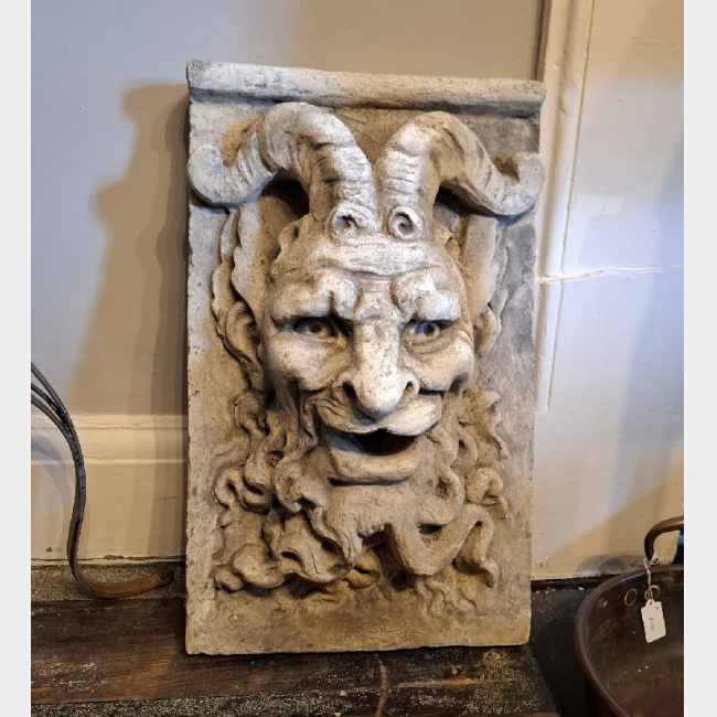 Pair of fountain surrounds